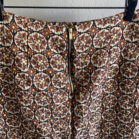 H&M Embroidered Skirt - Picture 3 of 4